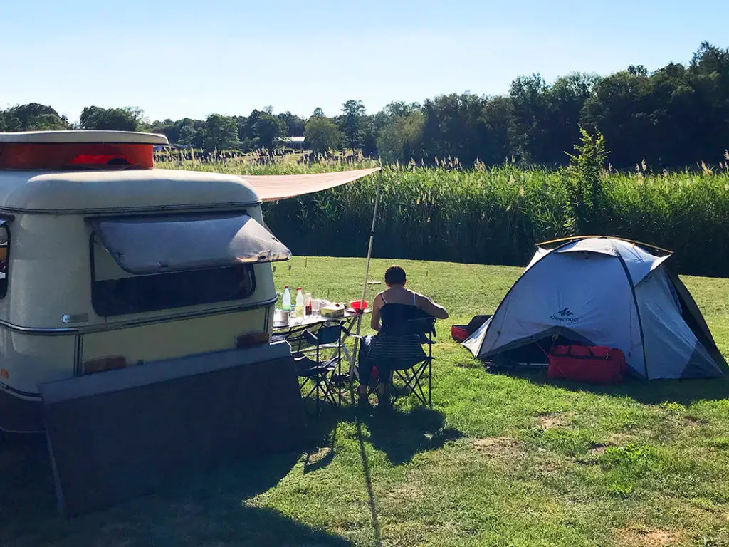 Camping mit Kindern ist günstig